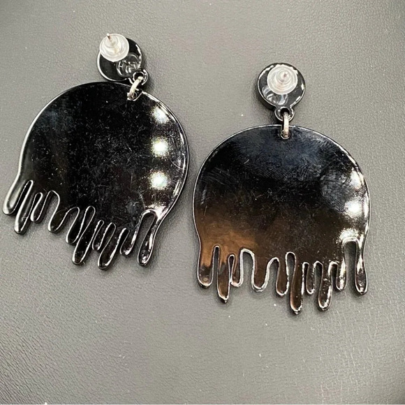 Fun Melting Record Stud  Earrings Pierced - Picture 7 of 7